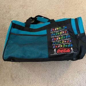 VINTAGE 1996 ATLANT OLYPMICS DUFFLE BAG COCA-COLA - CLEAN